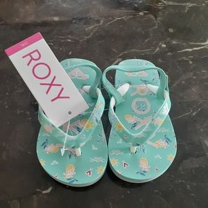 5 for $25 New Roxy Toddler Girls' Pebbles Sandals Summer Baby 6 Shoes